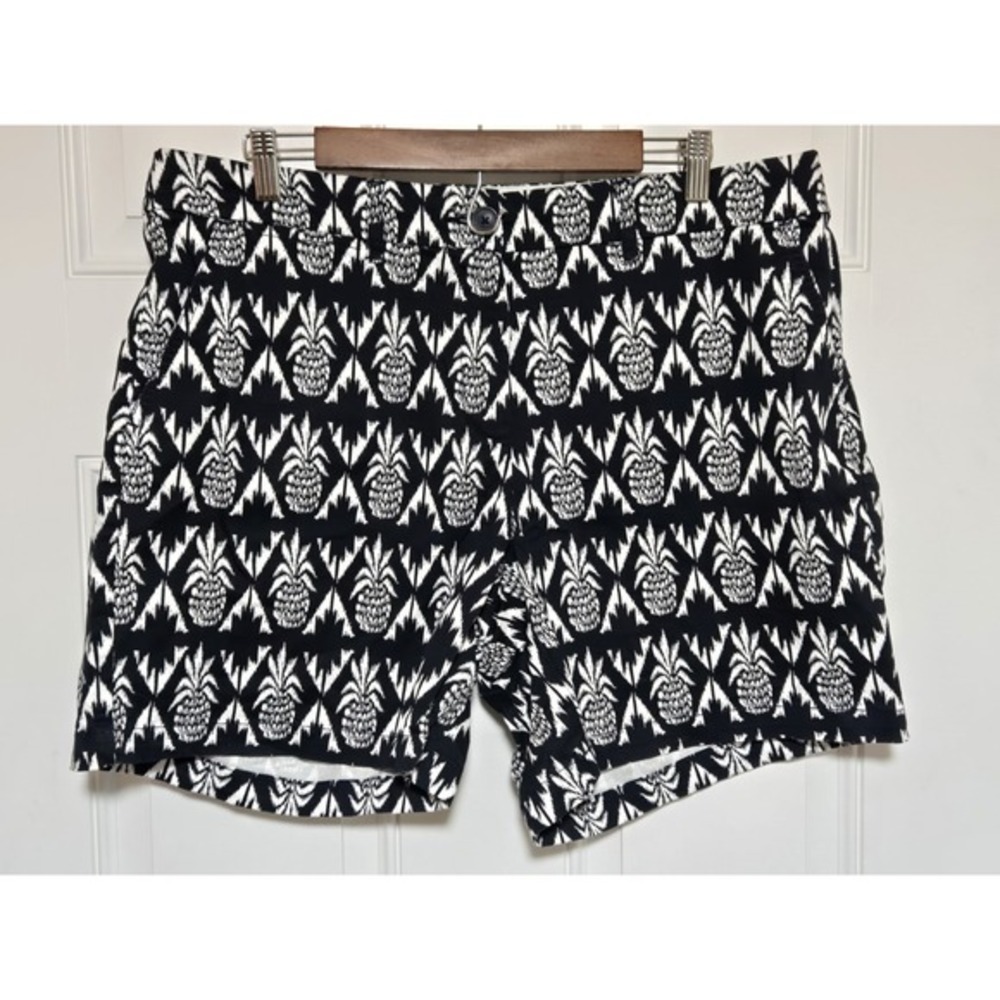 Crown & Ivy Black / White Chino‎ Shorts Size 14W Pineapples